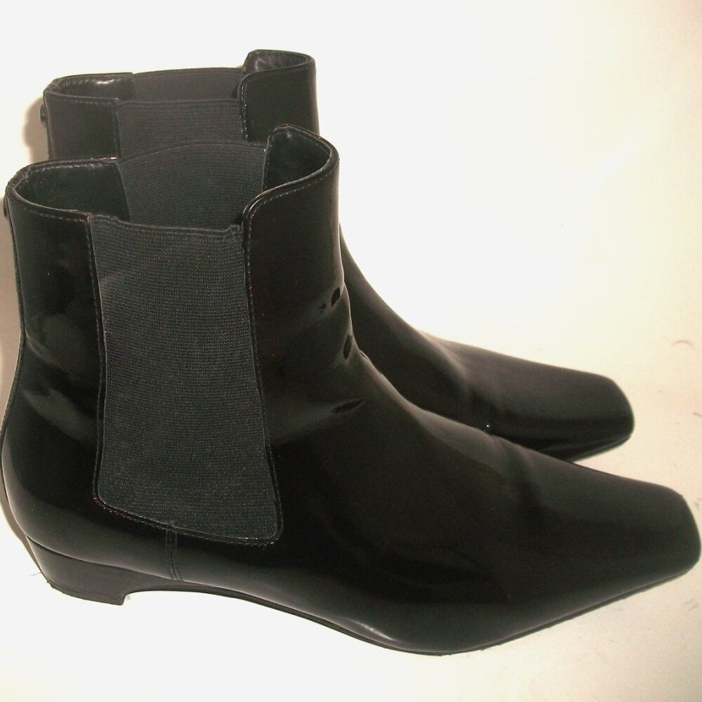 Donald J. Pliner Near-New Black Patent Oleana Chelsea Boots 9M $278 EUC